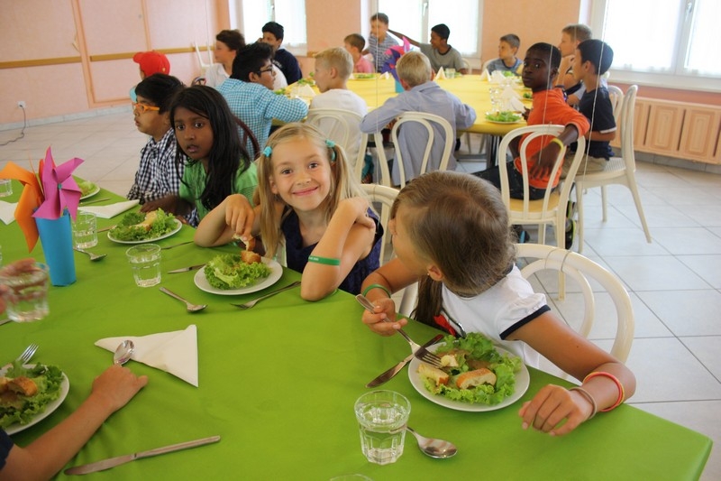 Village Camps International Summer Camp Leysin, Switzerland 2025-08-09 https://www.villagecamps.com/journals_admin/images/716-21-prom (54).jpg